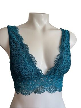 Victoria's Secret Teal Lace Bralette